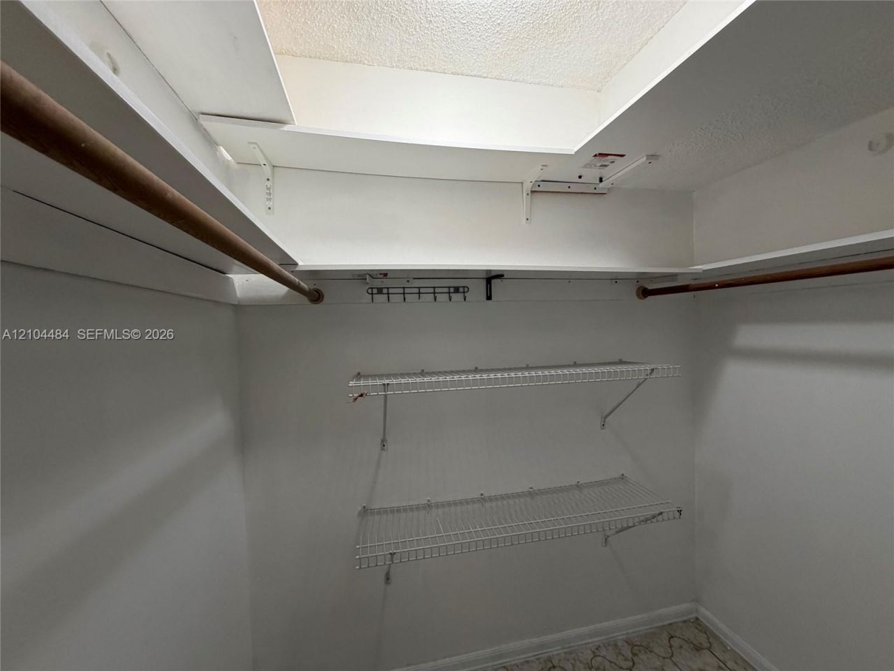 5001 W Oakland Park Blvd, Unit 305, Lauderdale Lakes, FL 33313 Photo