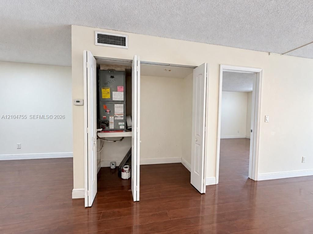1465 NE 123rd St , Unit 205, North Miami, FL 33161 Photo