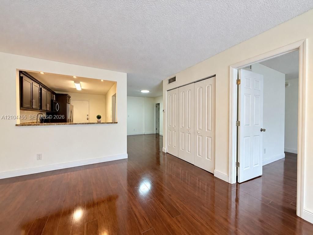 1465 NE 123rd St , Unit 205, North Miami, FL 33161 Photo
