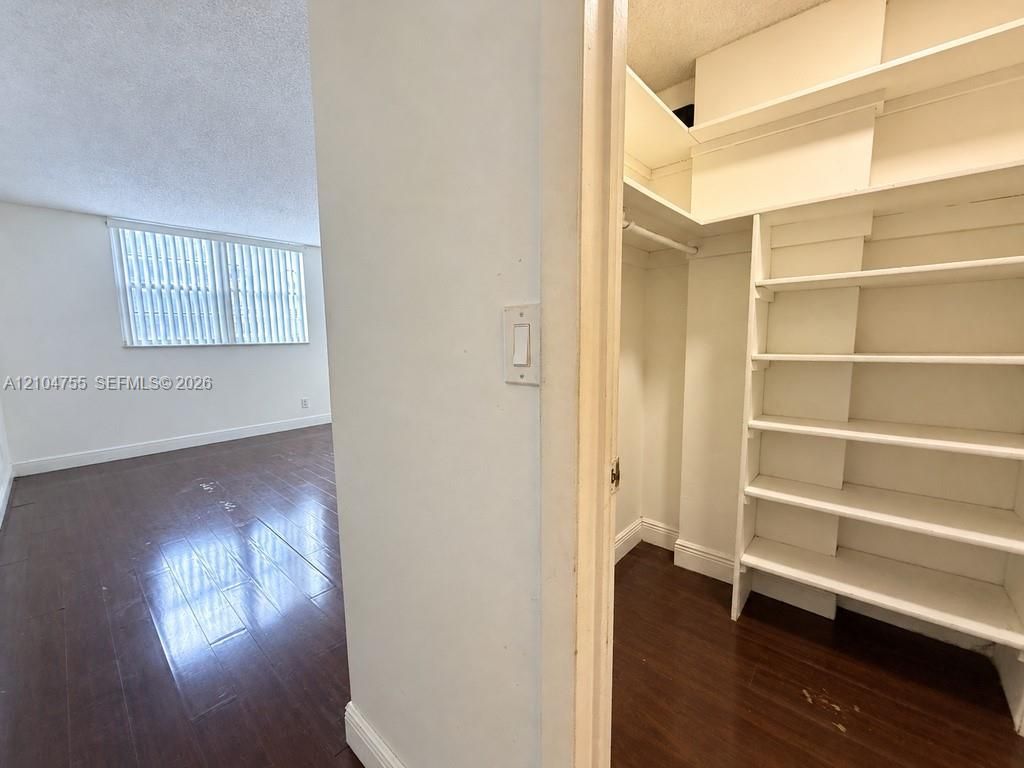 1465 NE 123rd St , Unit 205, North Miami, FL 33161 Photo