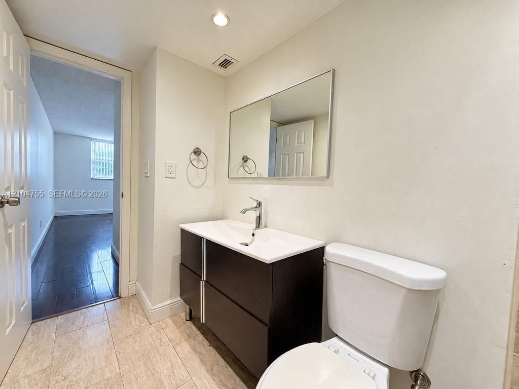 1465 NE 123rd St , Unit 205, North Miami, FL 33161 Photo