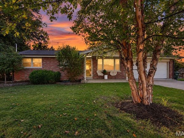 1650 Hobelman Drive, Arnold, MO 63010