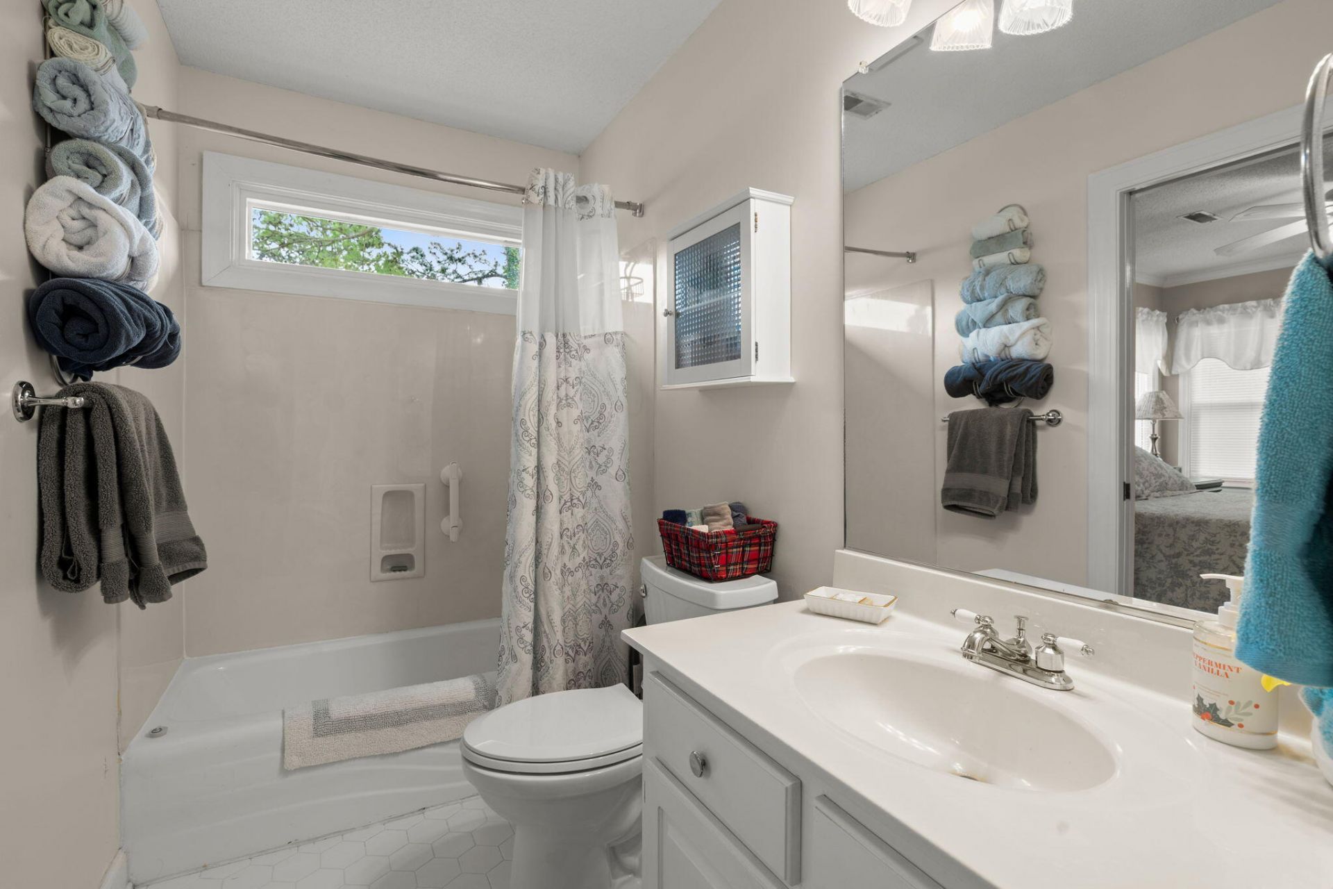 136 Levin Court Photo 31