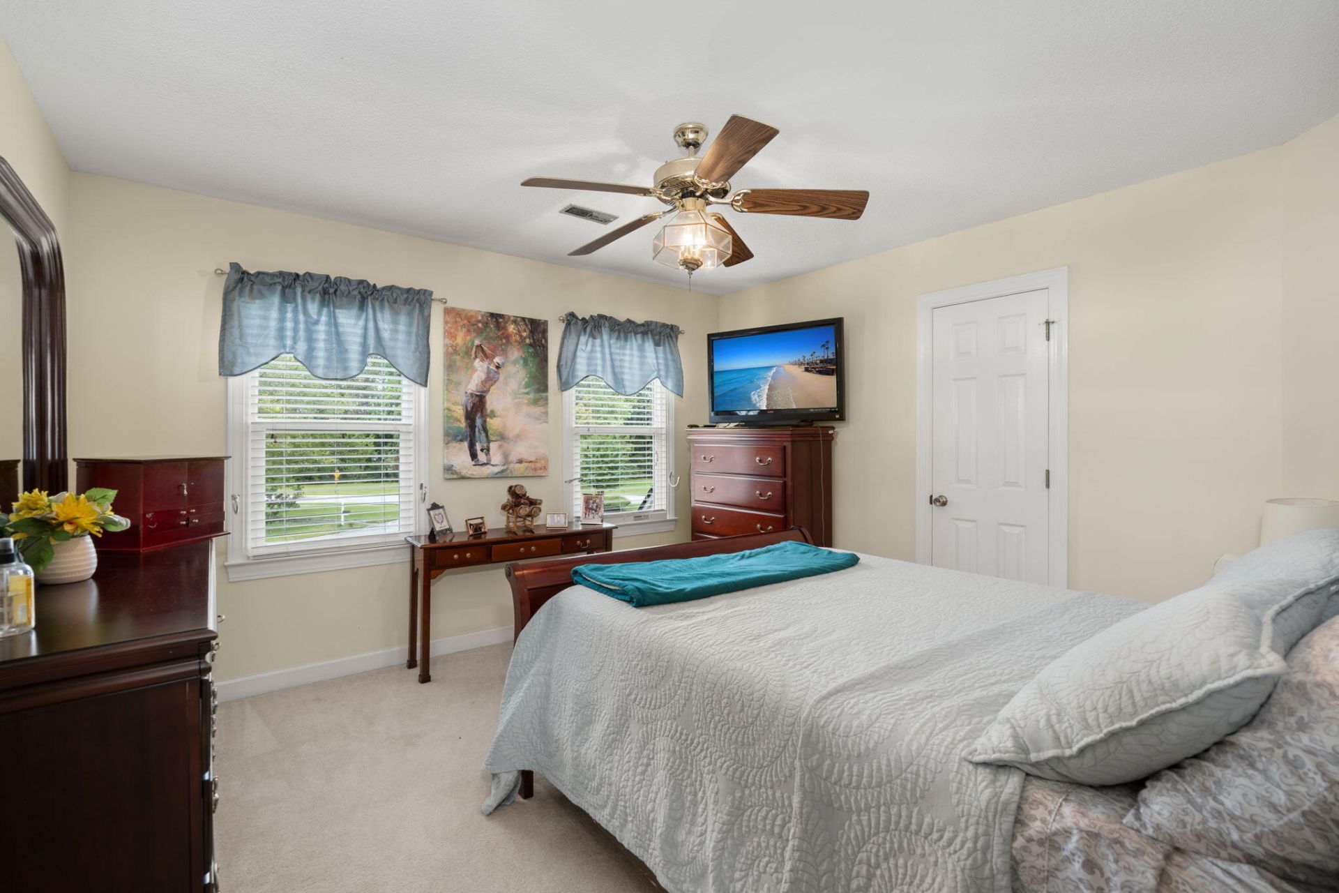 136 Levin Court Photo 32