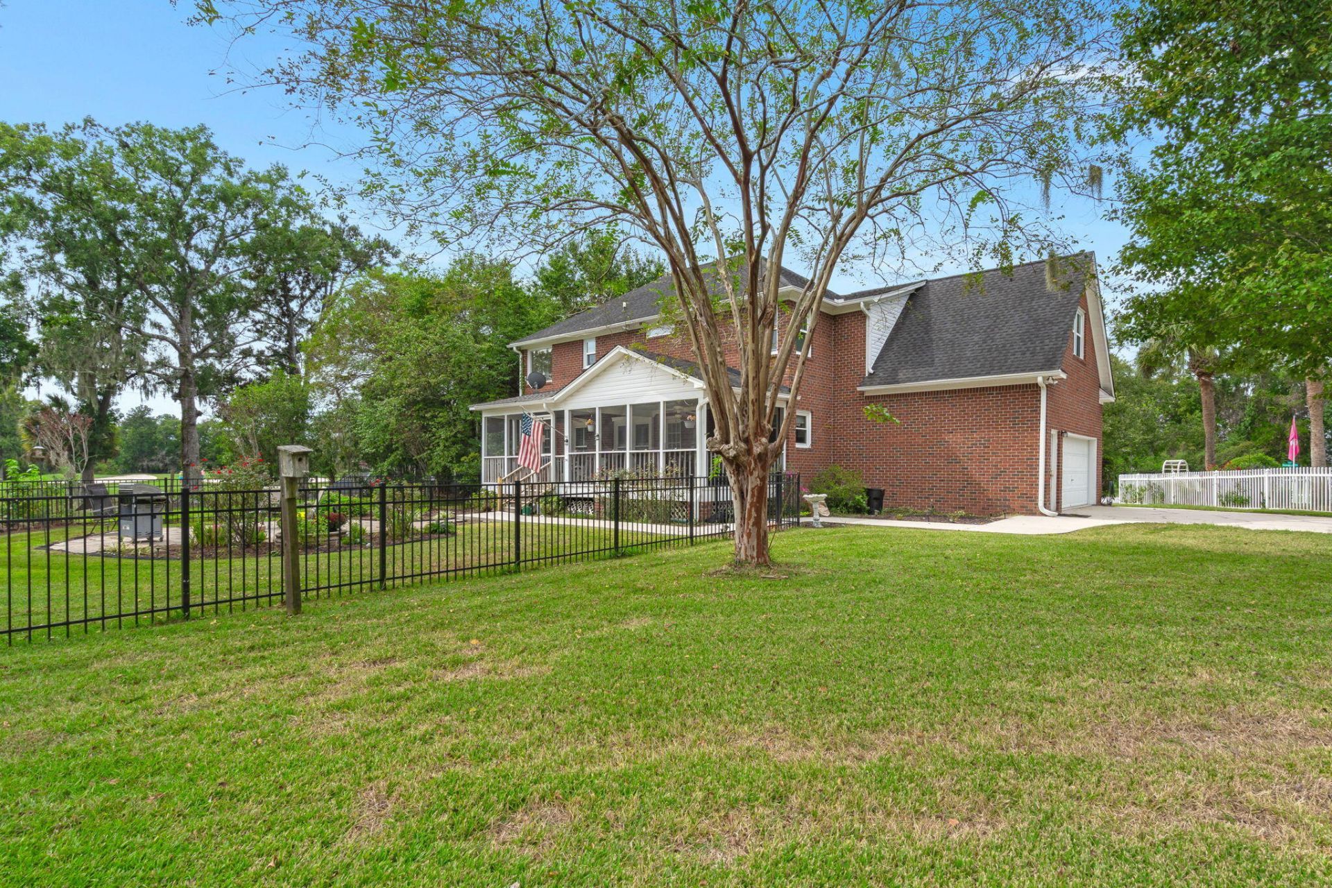 136 Levin Court Photo 38