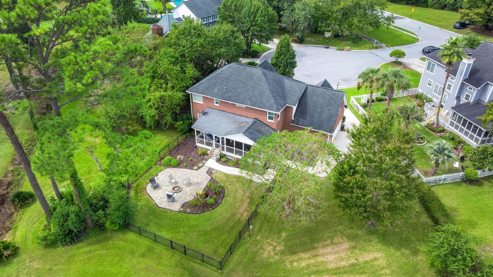 136 Levin Court Photo 42