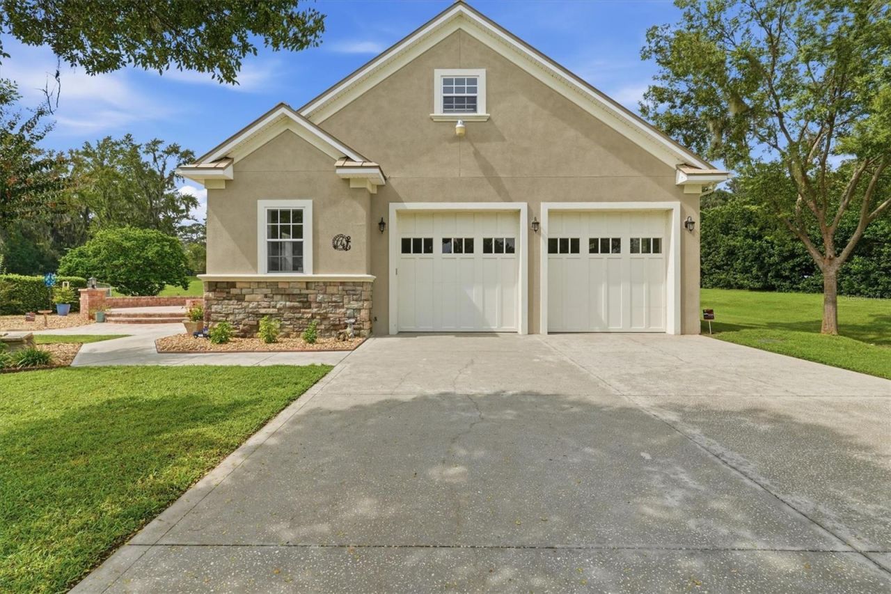 9180 SW 14th Avenue , Ocala, FL 34476 Photo