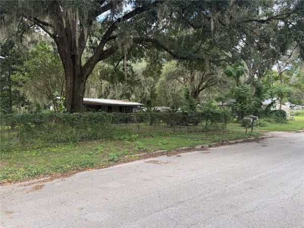 1826 SE 47TH TERRACE , GAINESVILLE, FL 32641