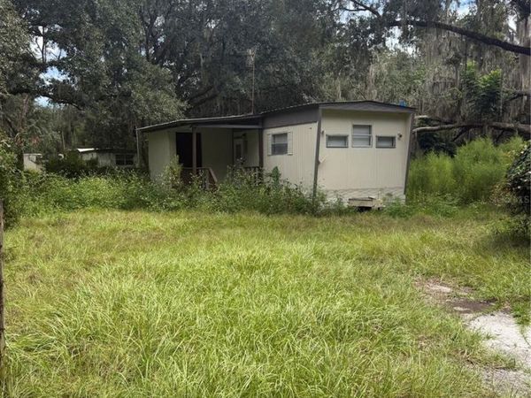 204 JOHNTRY ROAD , HAWTHORNE, FL 32640