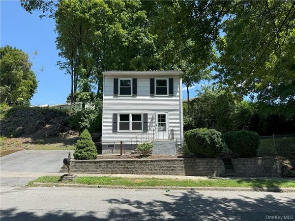 91 Gerald Drive , Poughkeepsie, NY 12601