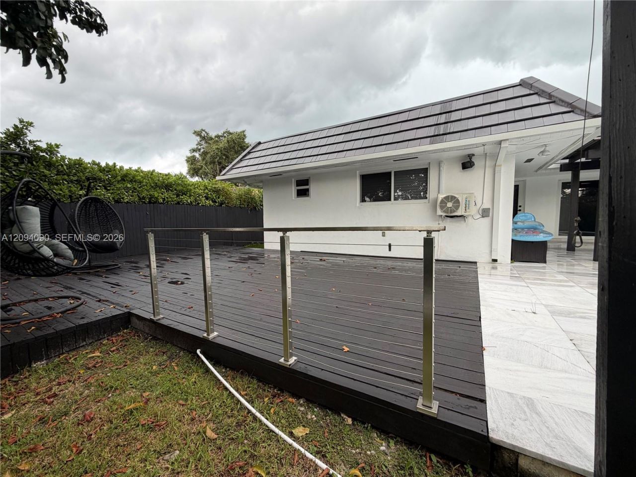 2215 NE 204th St , Miami, FL 33180 Photo