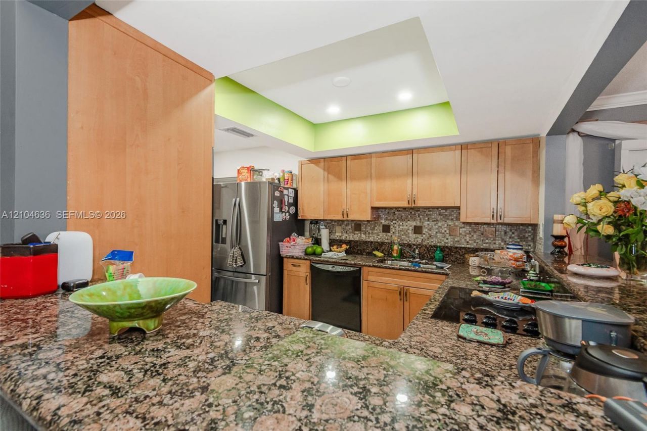 6100 NW 73rd Ave, Tamarac, FL 33321 Photo