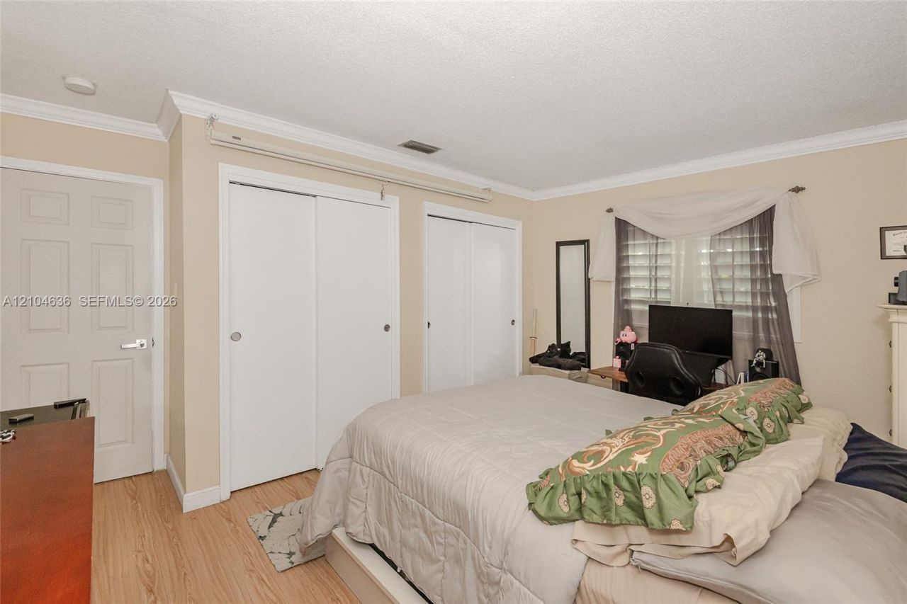 6100 NW 73rd Ave, Tamarac, FL 33321 Photo