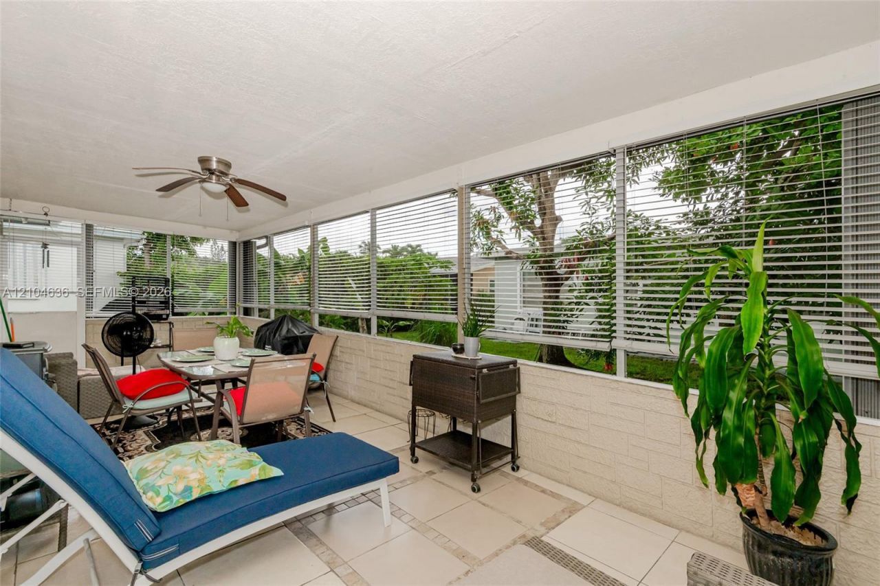 6100 NW 73rd Ave, Tamarac, FL 33321 Photo