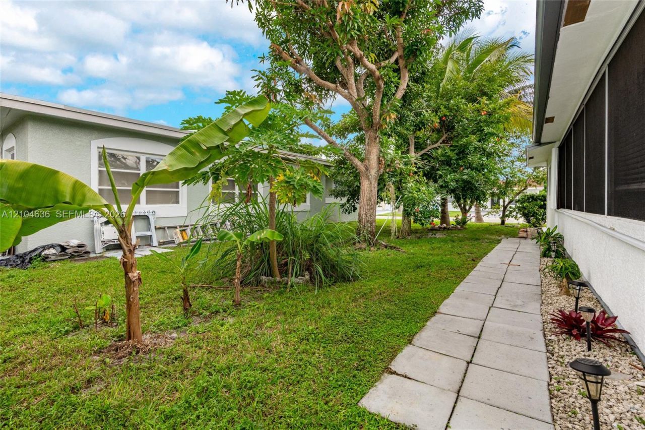 6100 NW 73rd Ave, Tamarac, FL 33321 Photo