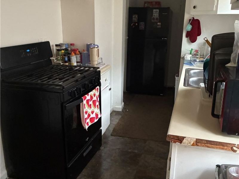 1518 E 174th Street, Cleveland, OH 44110 Photo 4