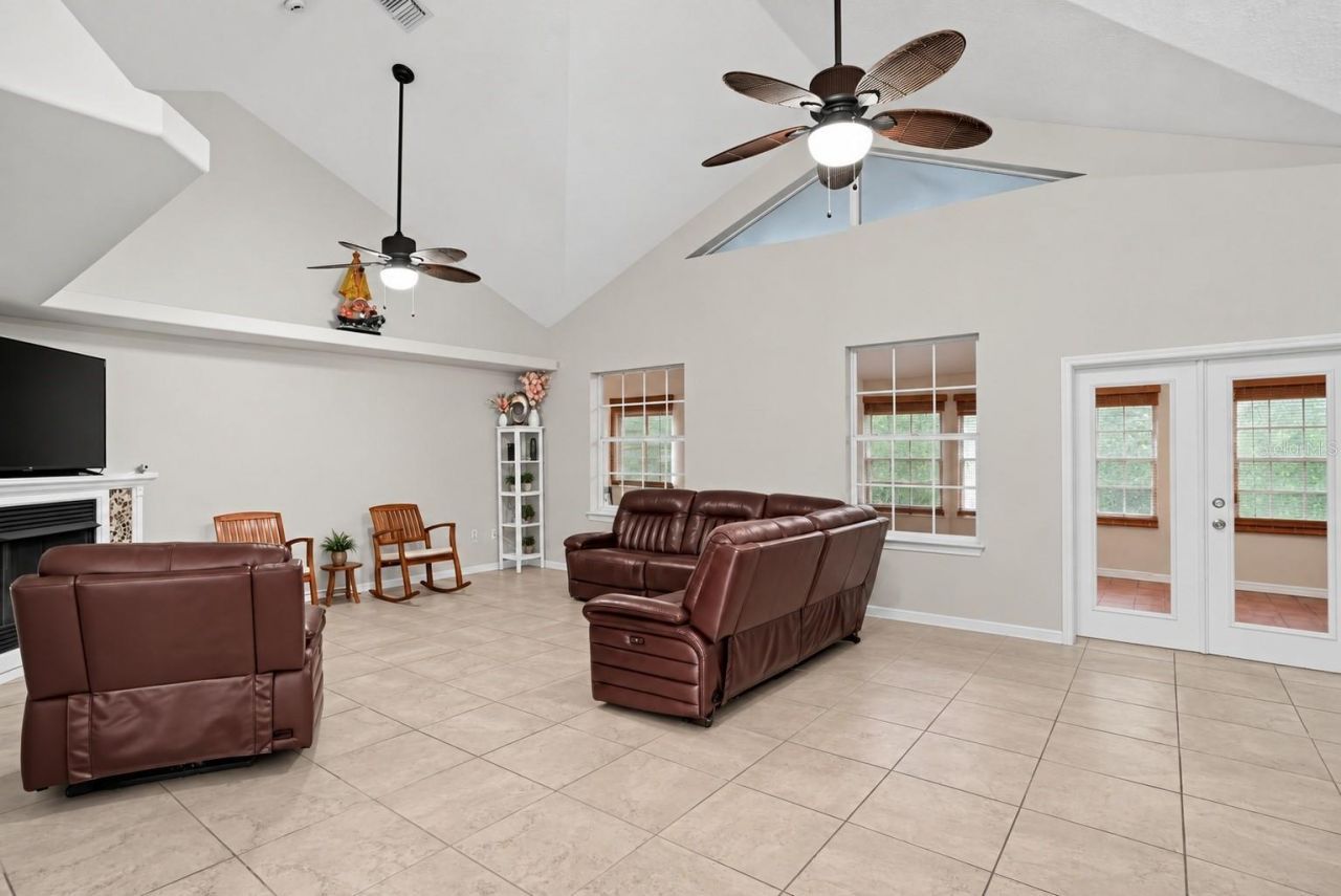 585 Amber Lane, Cocoa, FL 32926 Photo