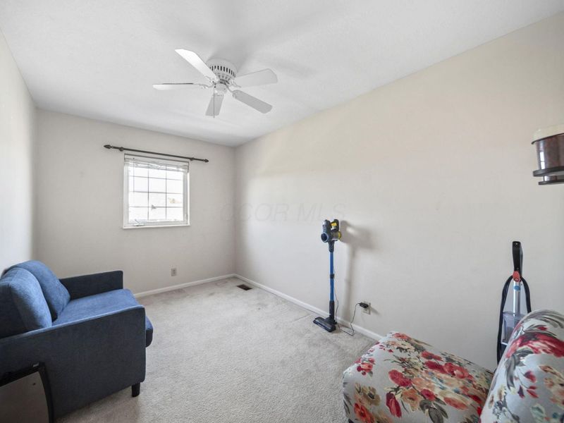 1306 Old Pond Drive, Marion, OH 43302 Photo 14