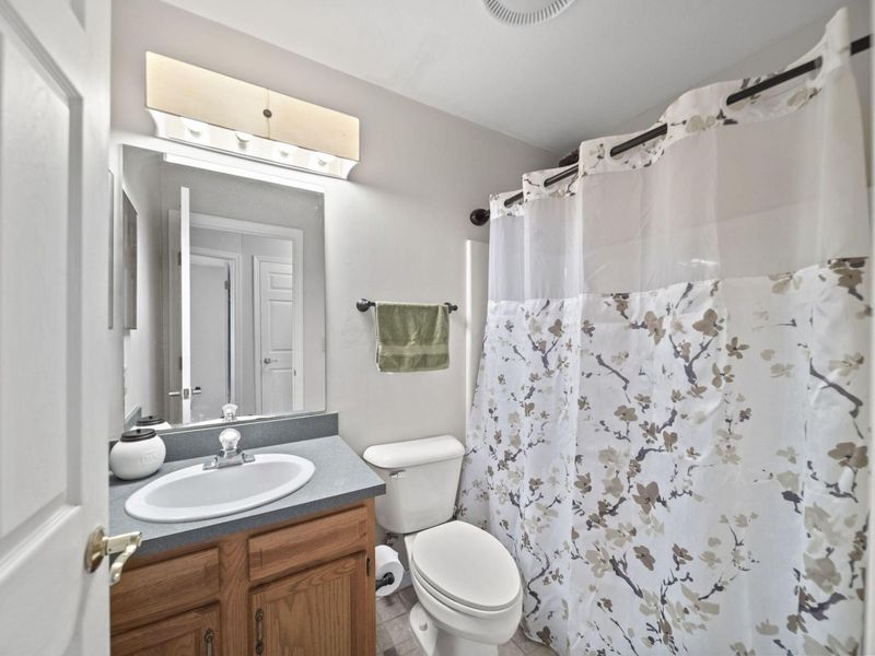 1306 Old Pond Drive, Marion, OH 43302 Photo 16