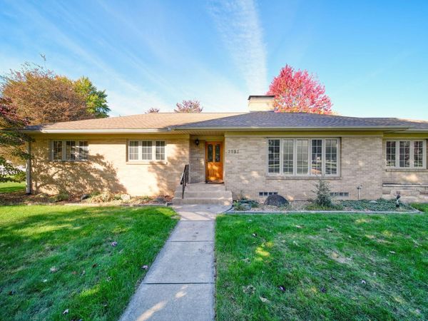 3392 Roosevelt Road, Jackson, MI 49203