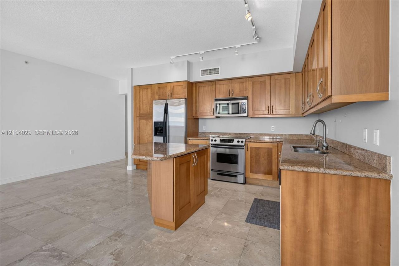 1745 E Hallandale Beach Blvd , Unit 2303W, Hallandale Beach, FL 33009 Photo