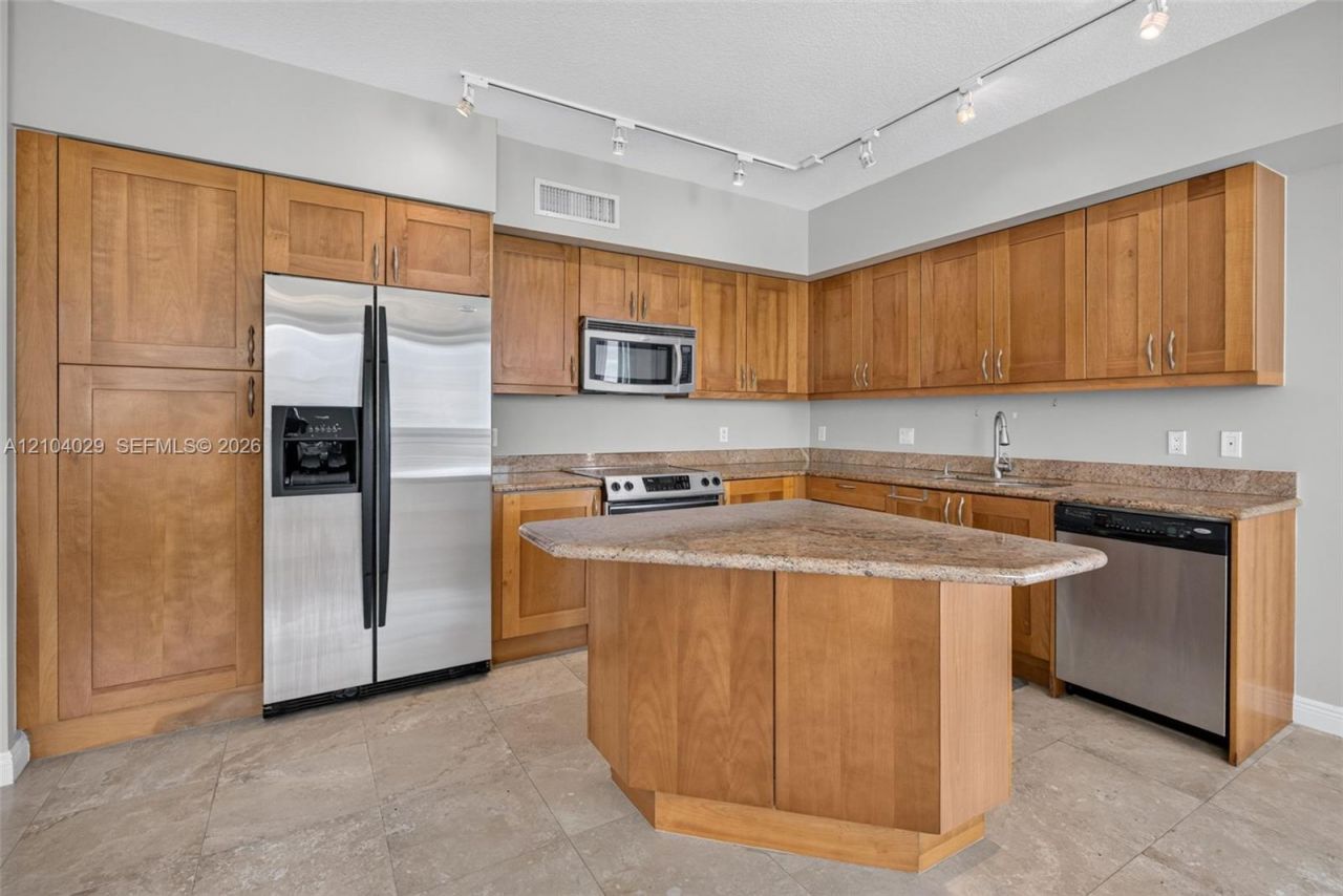 1745 E Hallandale Beach Blvd , Unit 2303W, Hallandale Beach, FL 33009 Photo