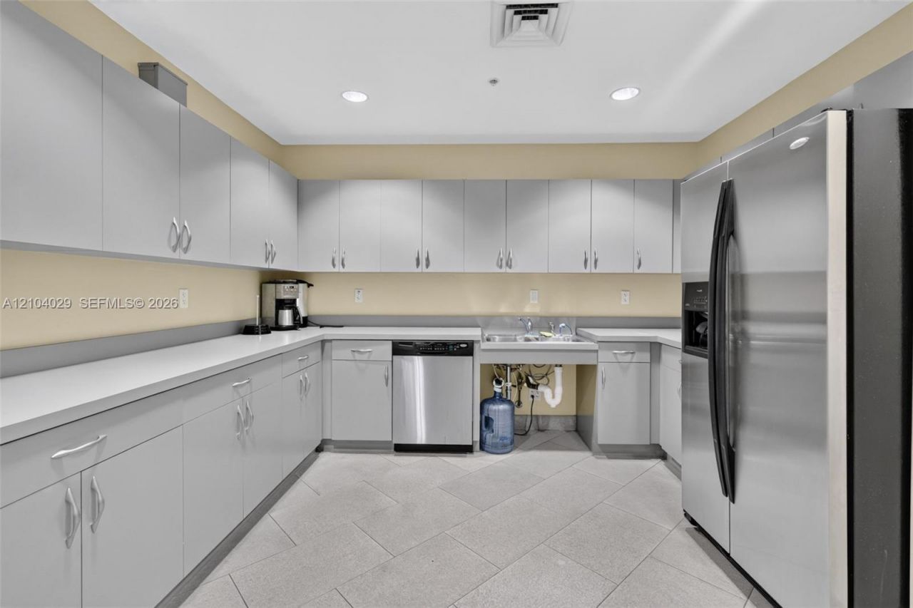 1745 E Hallandale Beach Blvd , Unit 2303W, Hallandale Beach, FL 33009 Photo