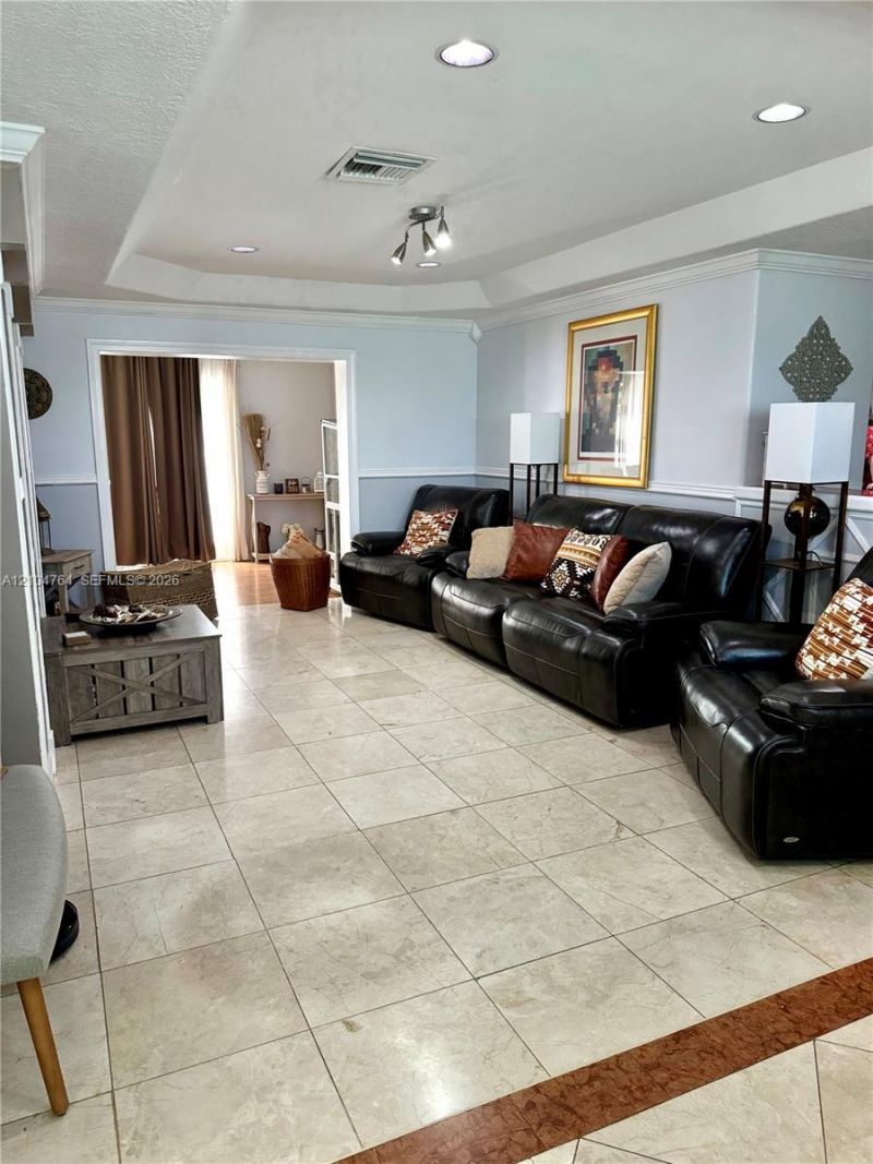 6472 SW 10th Ct, North Lauderdale, FL 33068 Photo