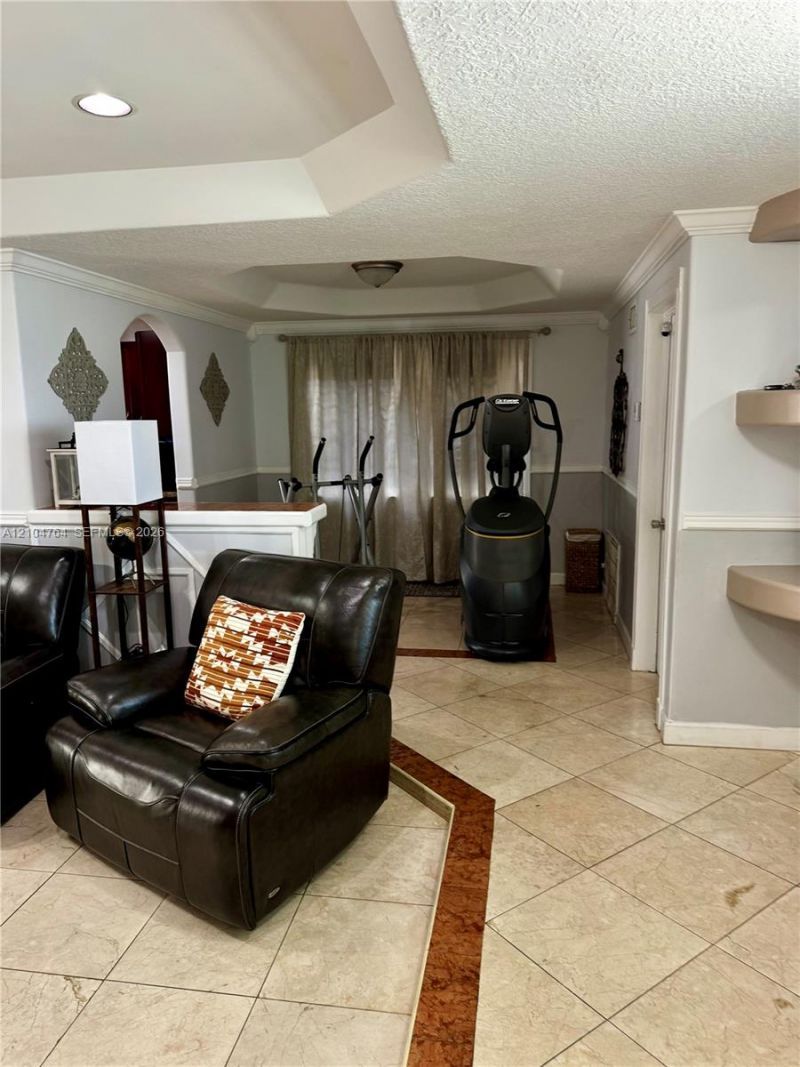 6472 SW 10th Ct, North Lauderdale, FL 33068 Photo