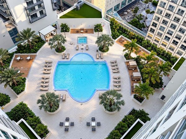 300 S Biscayne Blvd, Unit T-2407, Miami, FL 33131