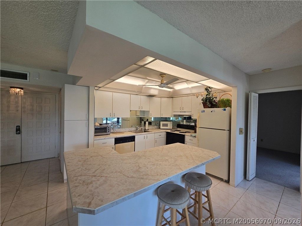 1800 SE Saint Lucie Boulevard, Unit 6-304, Stuart, FL 34996 Photo