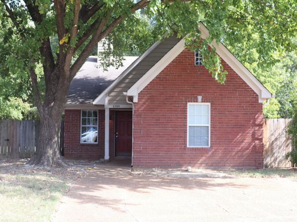 2700 Hampden Cove, Horn Lake, MS 38637