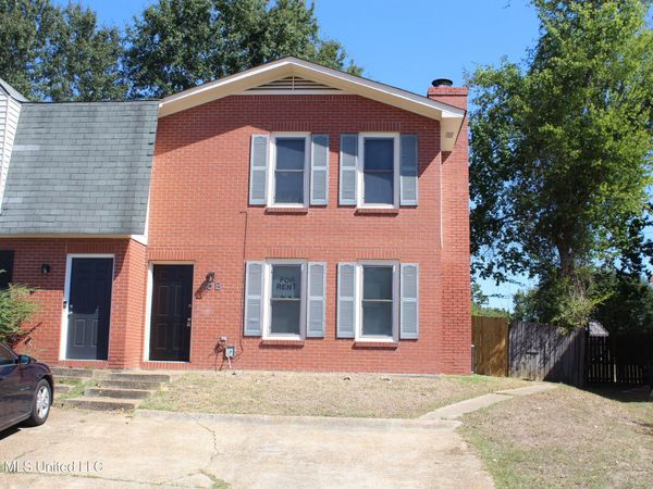 26 Northtown Drive, Jackson, MS 39211