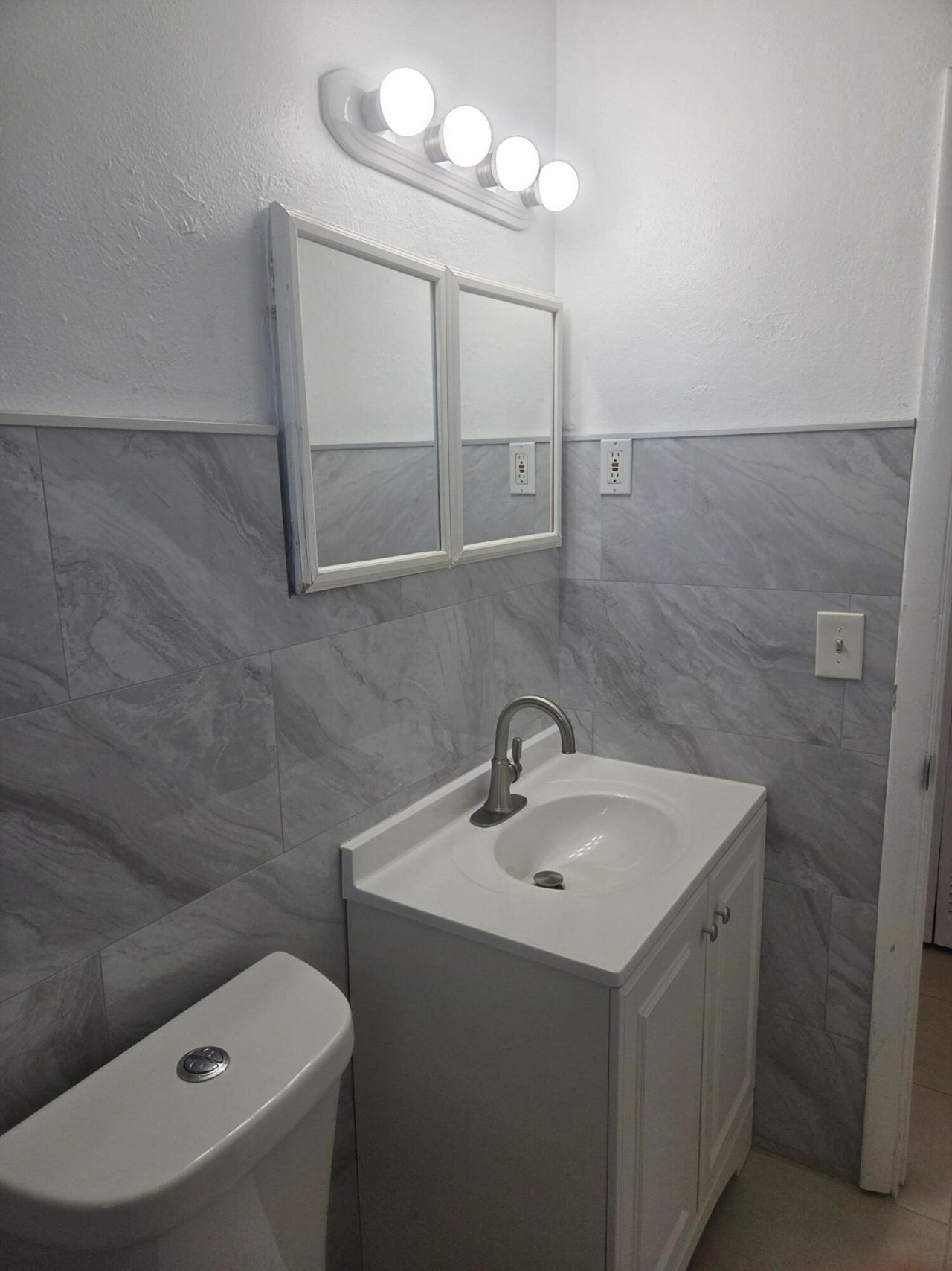 932 Green Street, Unit A, West Palm Beach, FL 33405 Photo