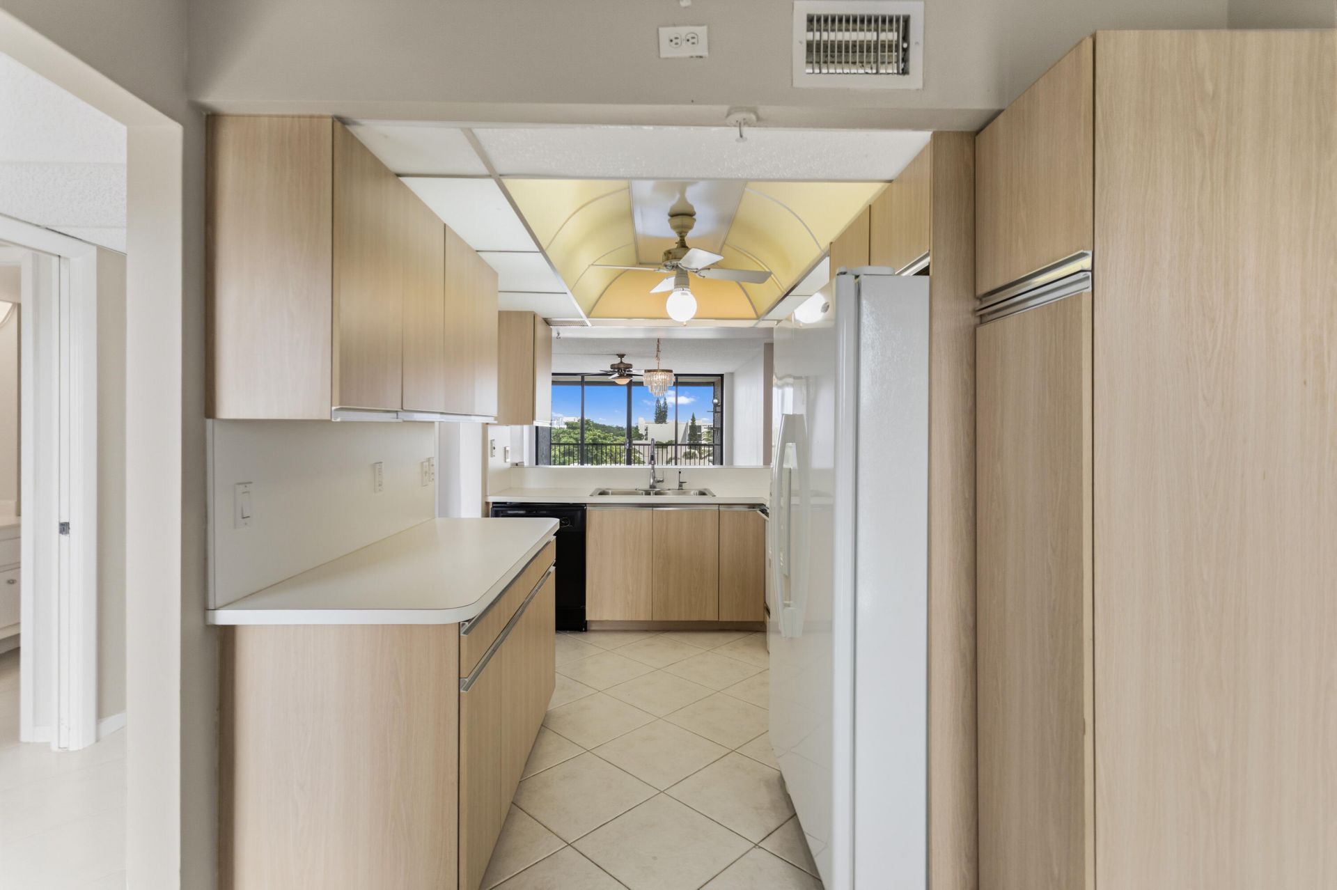 17 Royal Palm Way, Unit 6010, Boca Raton, FL 33432 Photo
