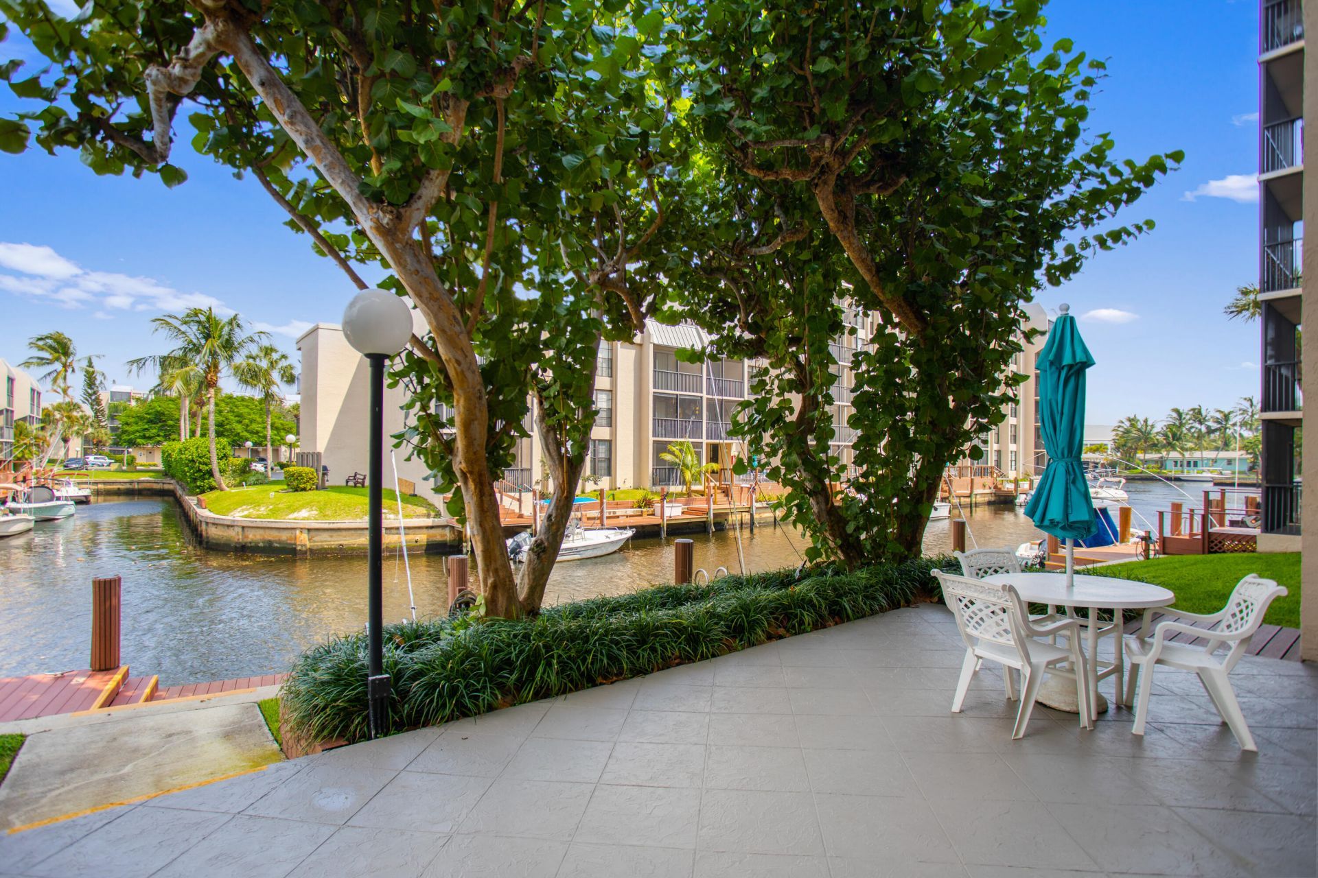 17 Royal Palm Way, Unit 6010, Boca Raton, FL 33432 Photo