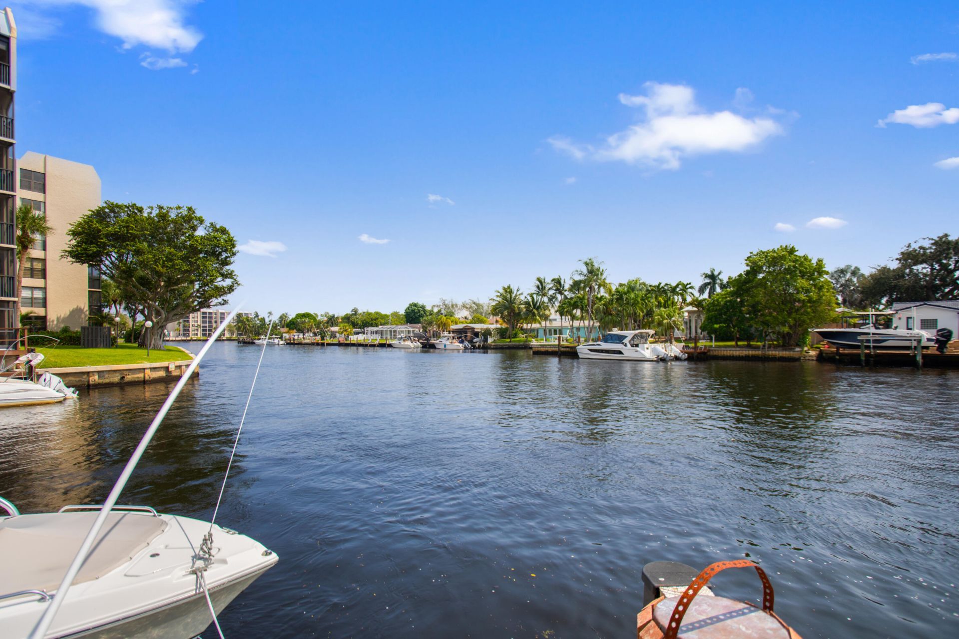 17 Royal Palm Way, Unit 6010, Boca Raton, FL 33432 Photo