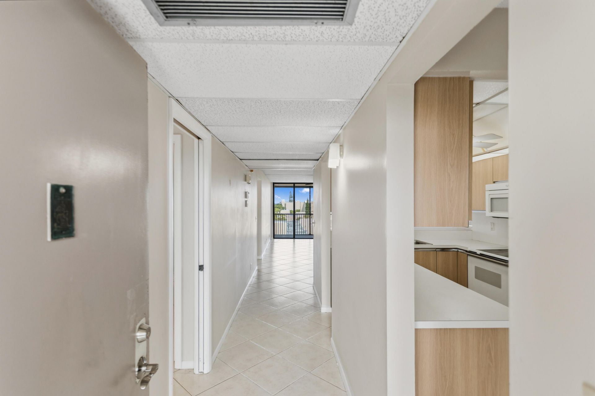 17 Royal Palm Way, Unit 6010, Boca Raton, FL 33432 Photo