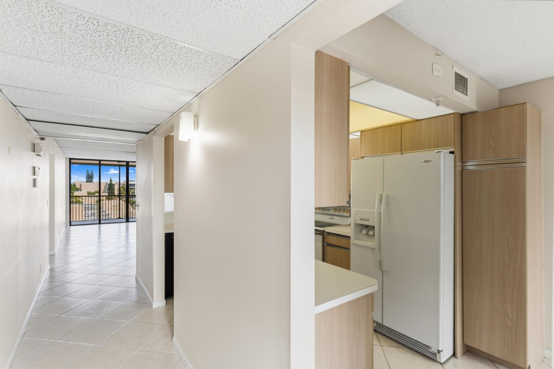 17 Royal Palm Way, Unit 6010, Boca Raton, FL 33432 Photo