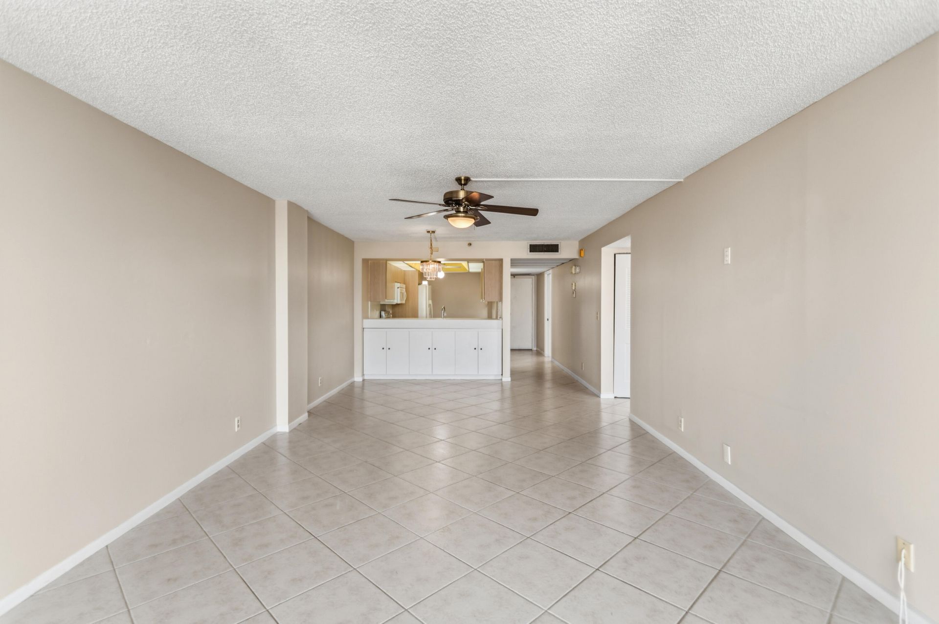 17 Royal Palm Way, Unit 6010, Boca Raton, FL 33432 Photo
