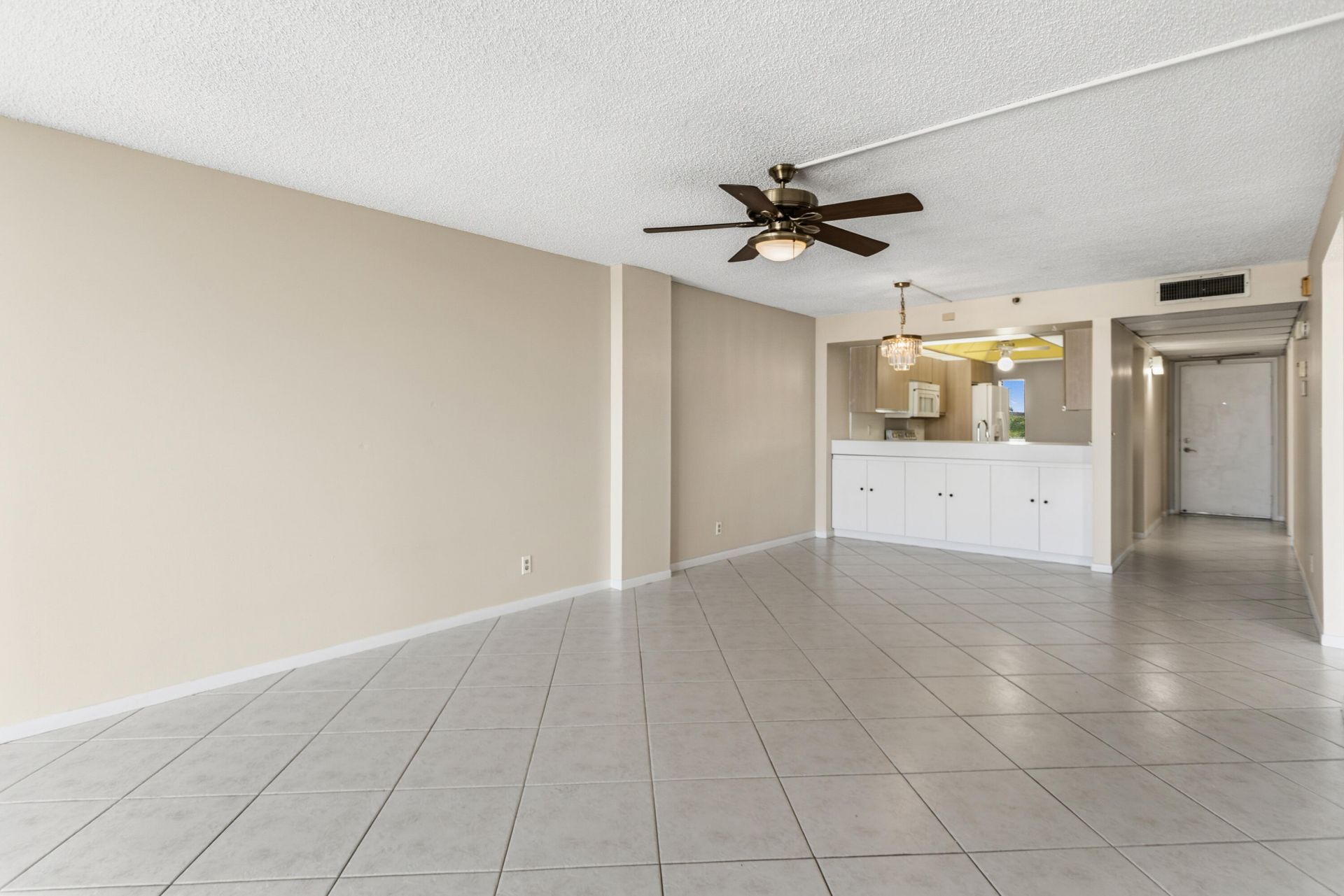 17 Royal Palm Way, Unit 6010, Boca Raton, FL 33432 Photo