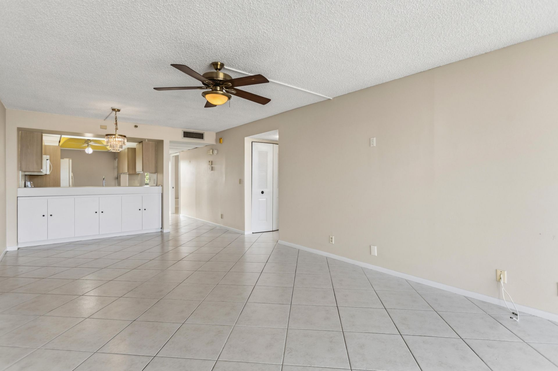 17 Royal Palm Way, Unit 6010, Boca Raton, FL 33432 Photo