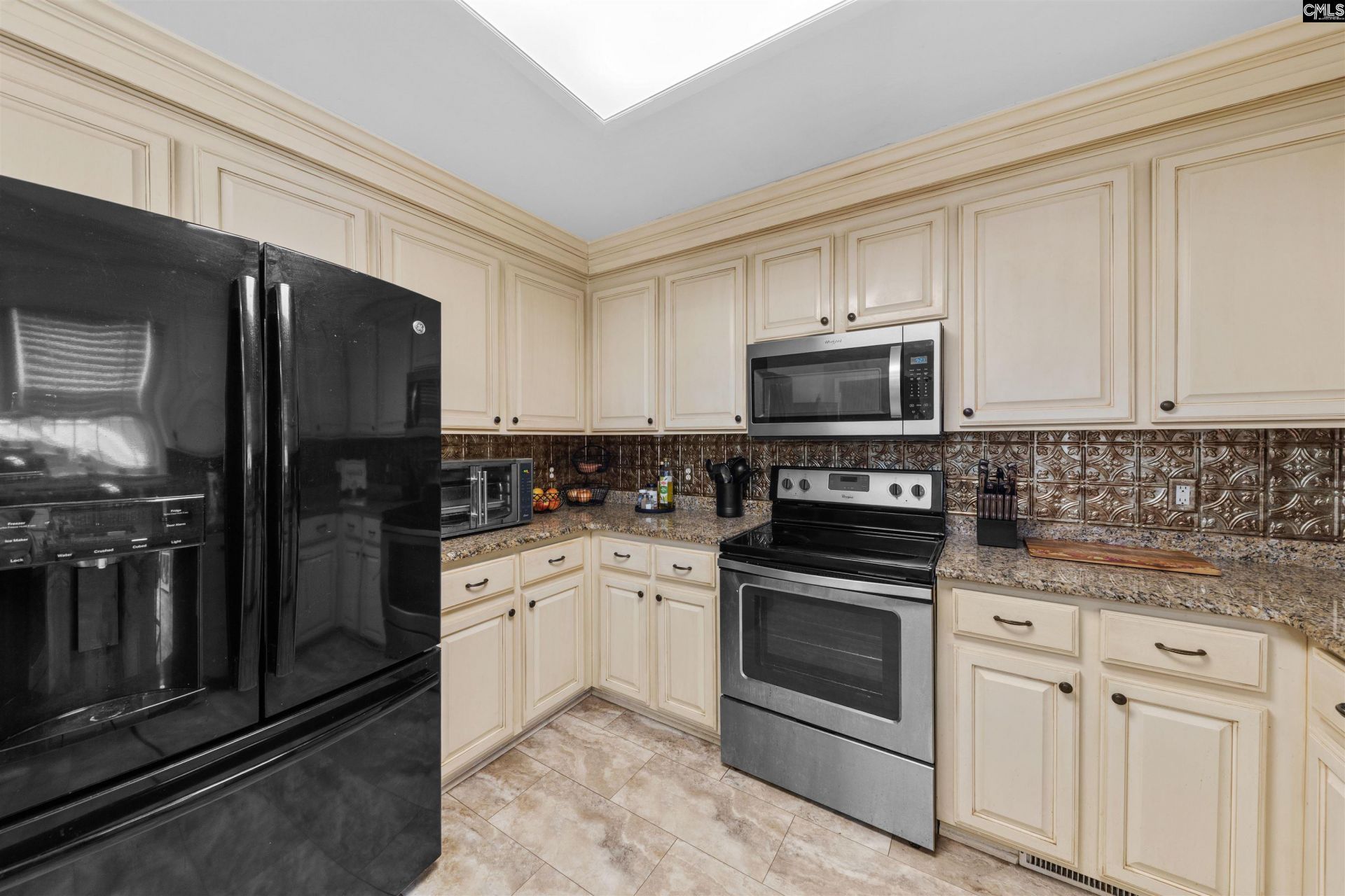 222 Yale Road  Photo 11
