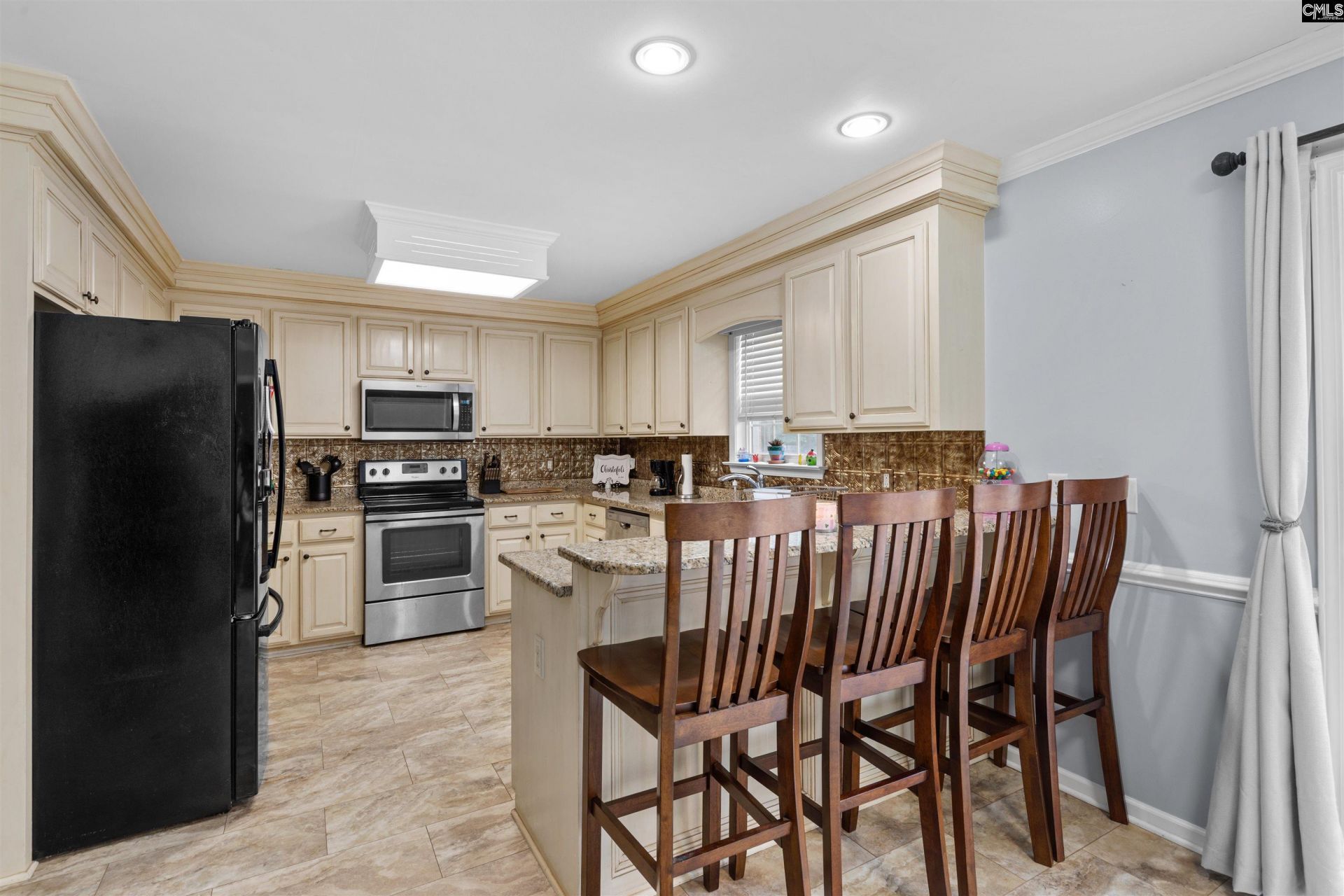 222 Yale Road  Photo 9