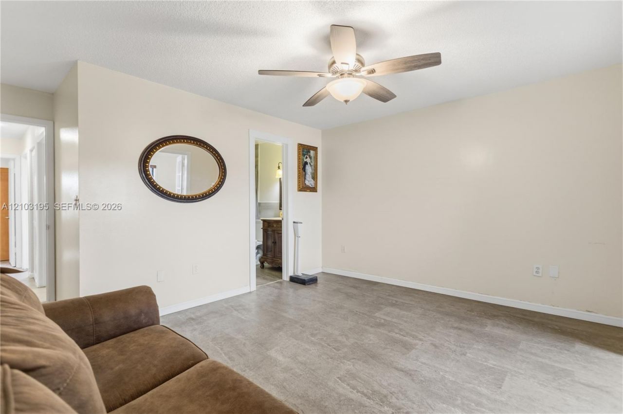 14337 SW 45th Ter , Miami, FL 33175 Photo