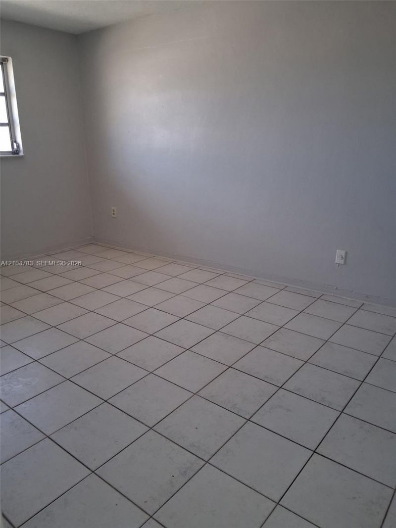 55 W 16th St, Unit 8, Hialeah, FL 33010 Photo