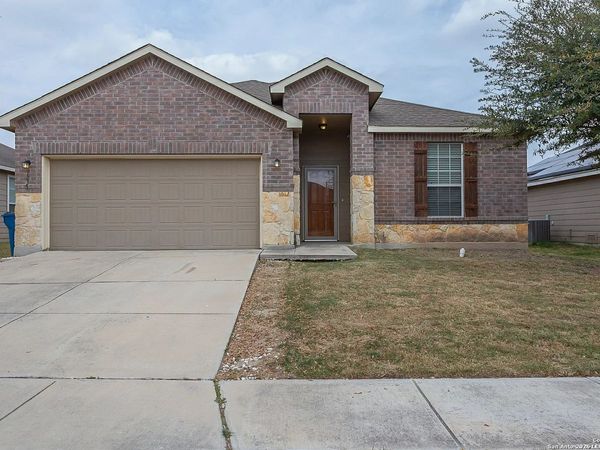 7535 DERBY VIS, Selma, TX 78154