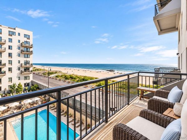 100 W Broadway, Unit 4N, Long Beach, NY 11561