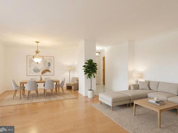 1800 OLD MEADOW ROAD, Unit 813, MCLEAN, VA 22102