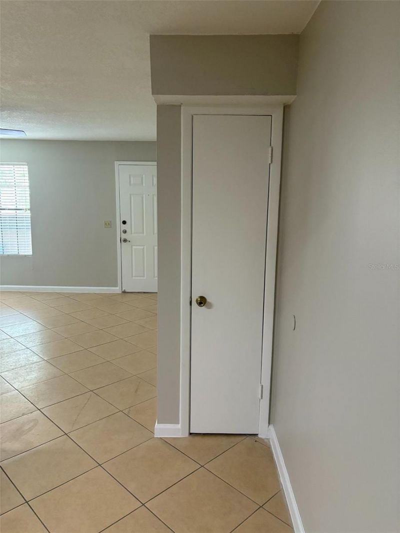 360 Lakepointe Drive , Unit 202, Altamonte Springs, FL 32701 Photo